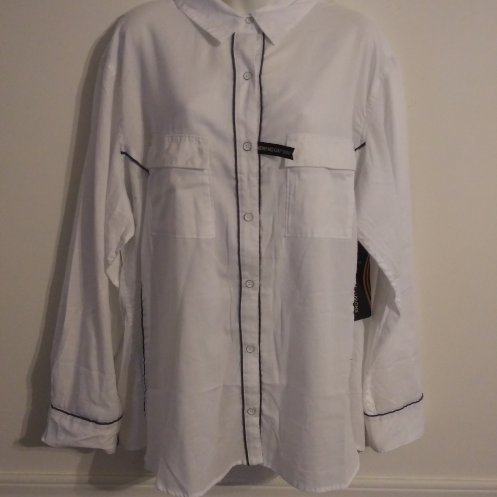 💛 Lee Riders Shape Illusions White Button Blouse